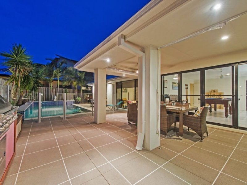 3 Ausmaid Lane, Coomera Waters QLD 4209