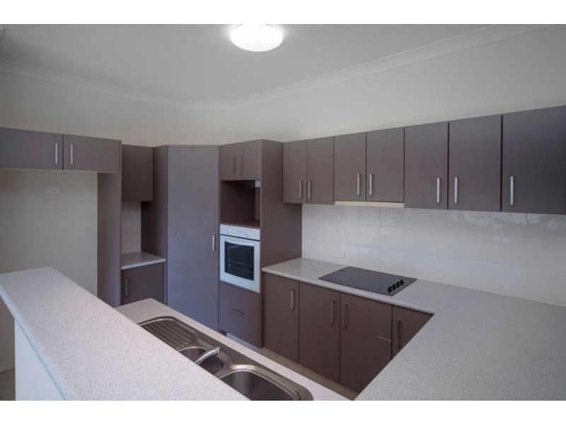 25 Heather Drive, Upper Coomera QLD 4209