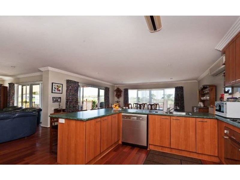 52 Buccaneer Way, Coomera Waters QLD 4209