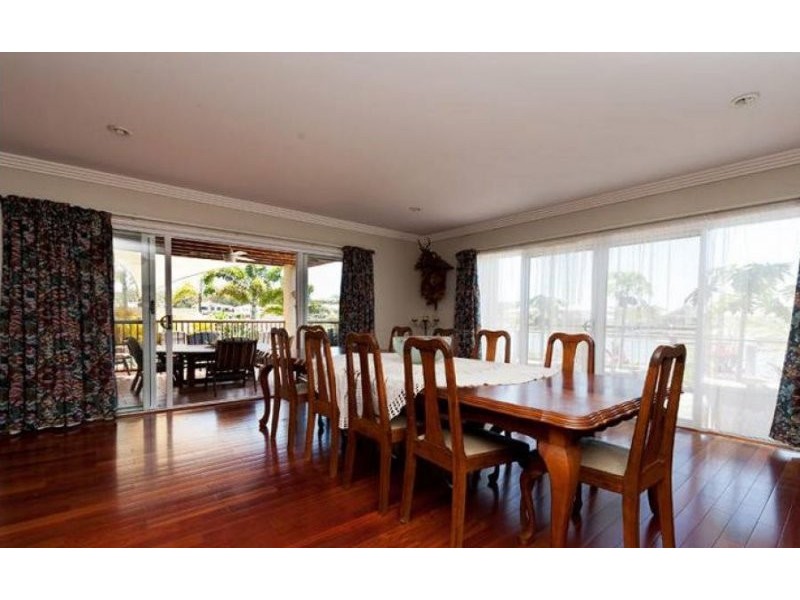 52 Buccaneer Way, Coomera Waters QLD 4209