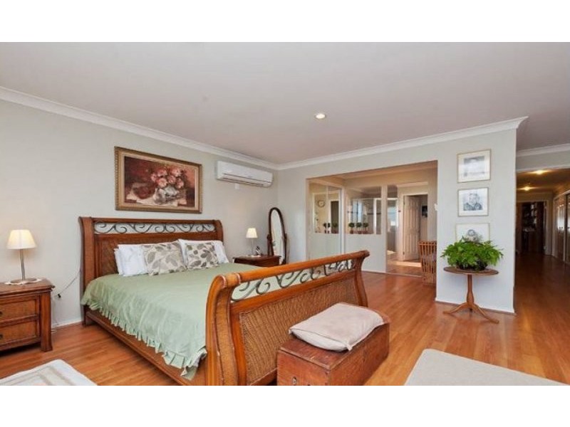 52 Buccaneer Way, Coomera Waters QLD 4209