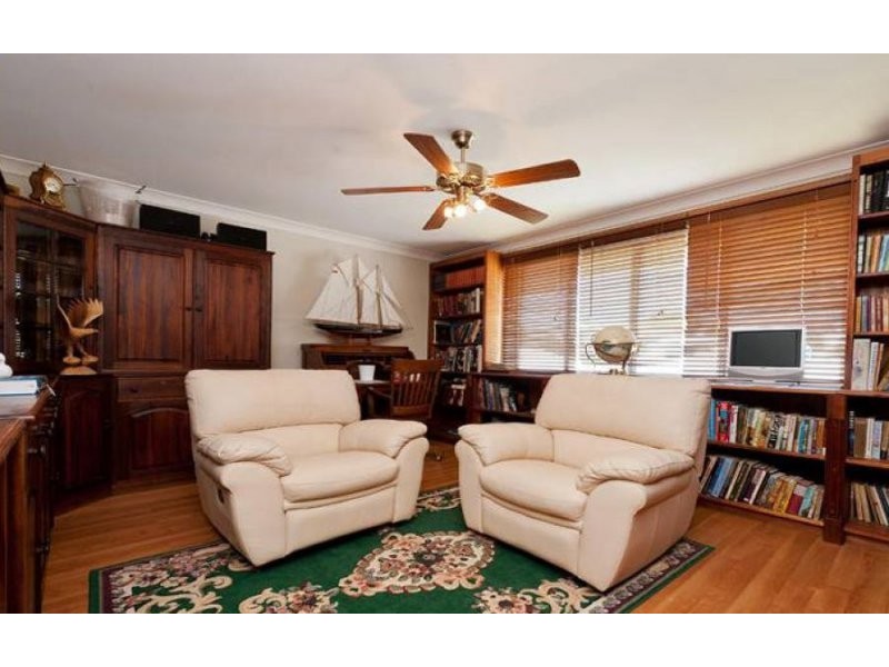 52 Buccaneer Way, Coomera Waters QLD 4209