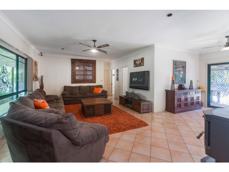 6 Nyrang Drive, Pimpama QLD 4209