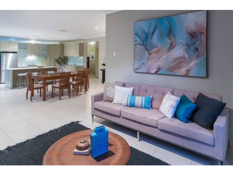 2 Southerly Lane, Coomera Waters QLD 4209