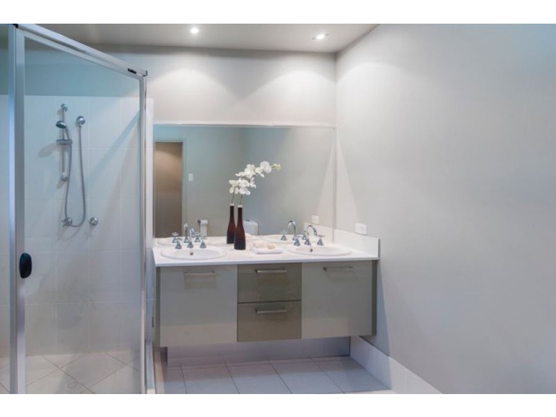 2 Southerly Lane, Coomera Waters QLD 4209