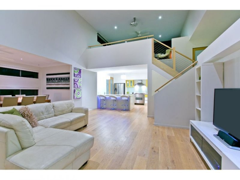 26 Waterclover Dr, Upper Coomera QLD 4209