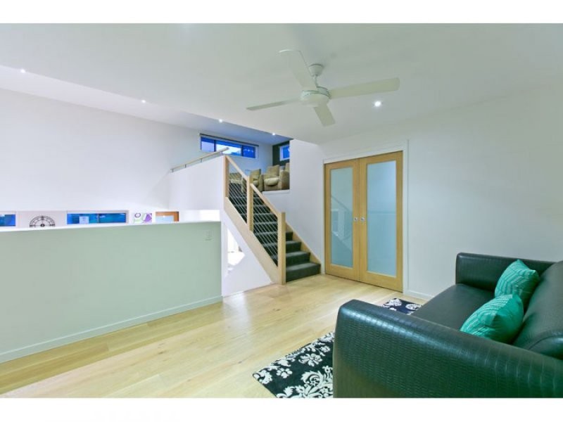 26 Waterclover Dr, Upper Coomera QLD 4209