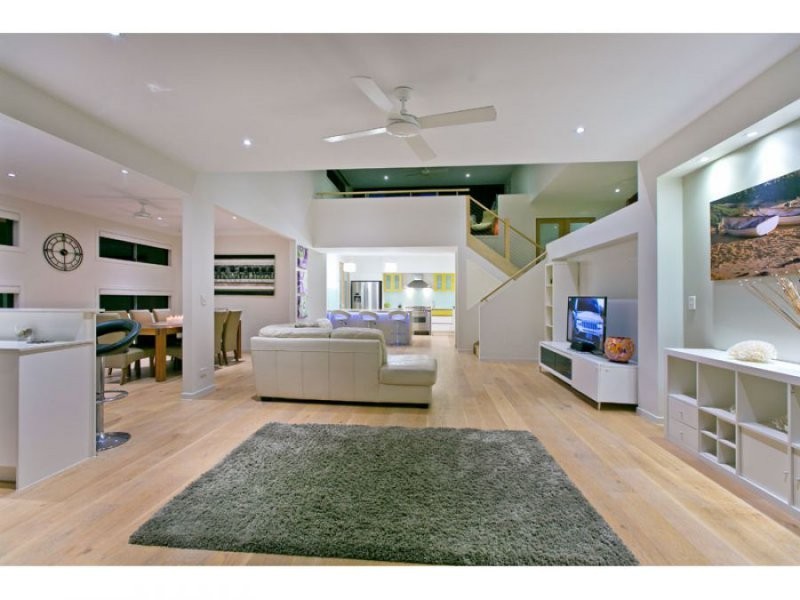 26 Waterclover Dr, Upper Coomera QLD 4209