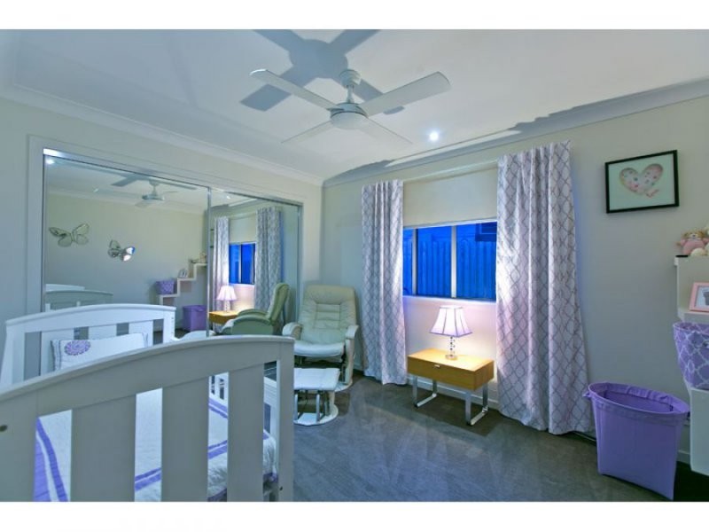 26 Waterclover Dr, Upper Coomera QLD 4209