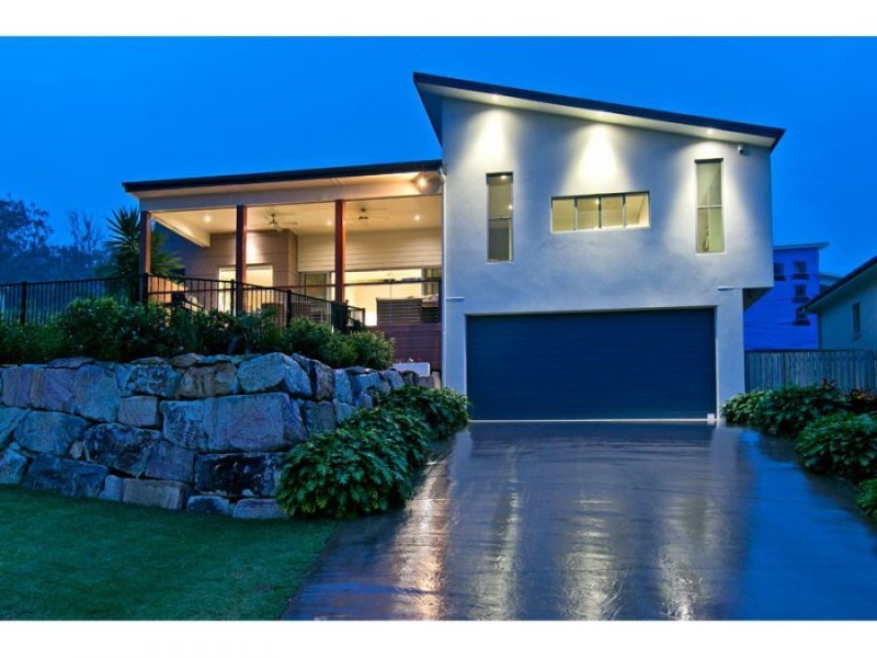 26 Waterclover Dr, Upper Coomera QLD 4209