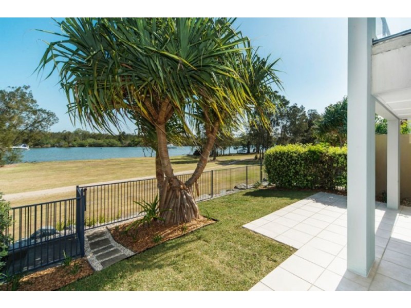 37 Brindabella Close, Coomera Waters QLD 4209