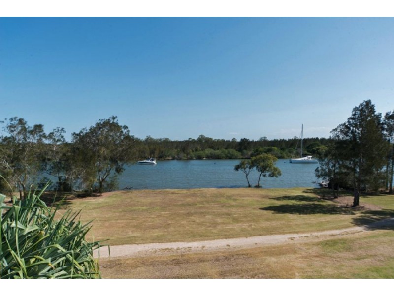 37 Brindabella Close, Coomera Waters QLD 4209