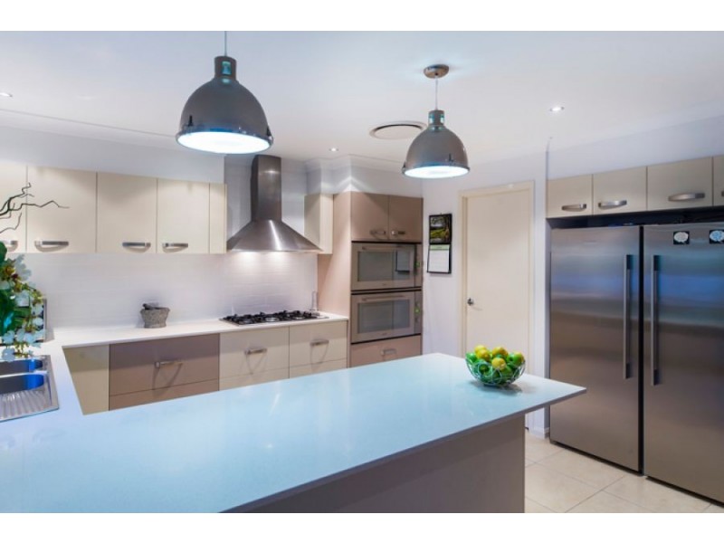 27 Ceil Cct, Coomera Waters QLD 4209