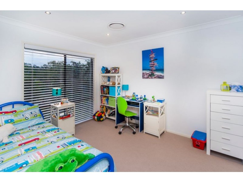 27 Ceil Cct, Coomera Waters QLD 4209