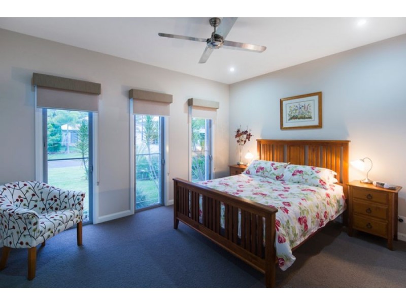 13 Tradition Place, Coomera Waters QLD 4209