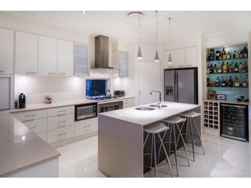 7 Infinity Court, Coomera Waters QLD 4209