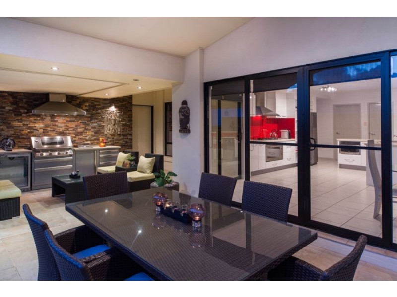 33 Ceil Circuit, Coomera Waters QLD 4209