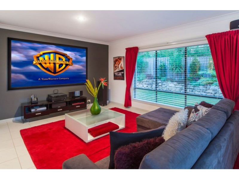 33 Ceil Circuit, Coomera Waters QLD 4209