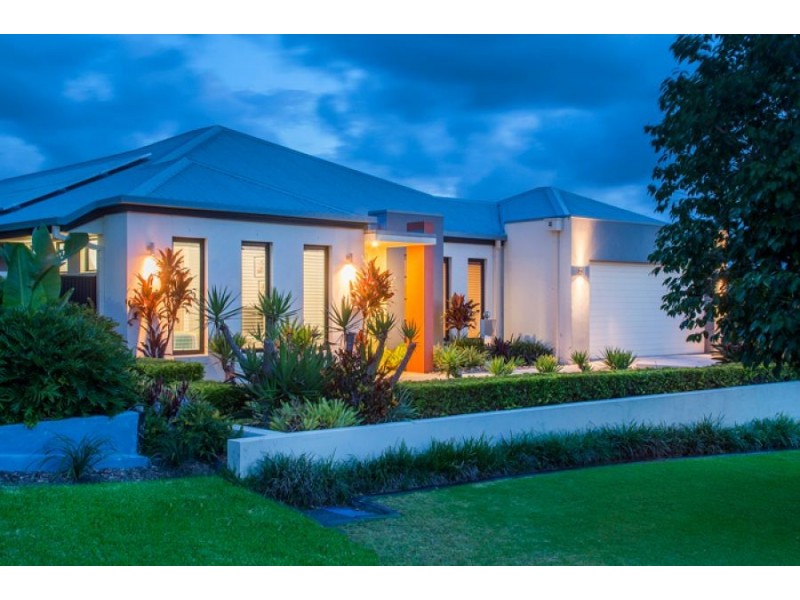 33 Ceil Circuit, Coomera Waters QLD 4209