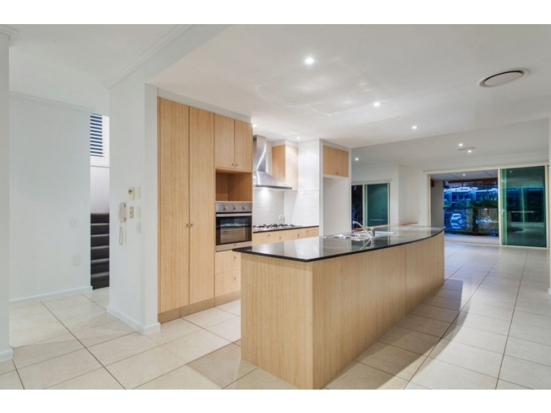 34 Brindabella Close, Coomera Waters QLD 4209