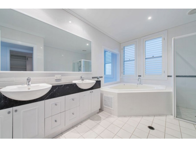 34 Brindabella Close, Coomera Waters QLD 4209