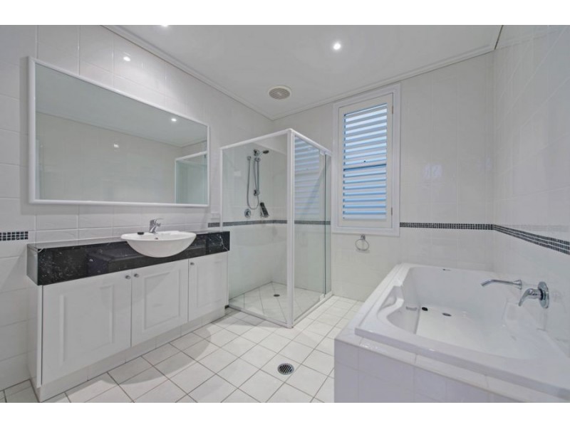 34 Brindabella Close, Coomera Waters QLD 4209