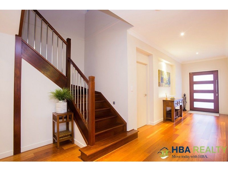 8 Skandia Terrace, Coomera Waters QLD 4209