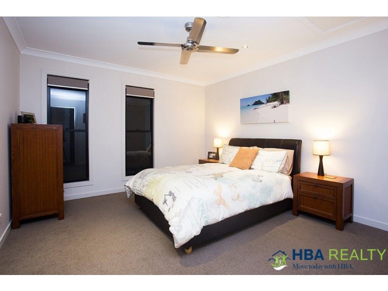 8 Skandia Terrace, Coomera Waters QLD 4209