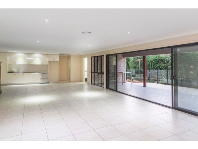 59 Crystal Creek Road, Willow Vale QLD 4209