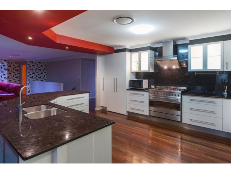 59 Crystal Creek Road, Willow Vale QLD 4209