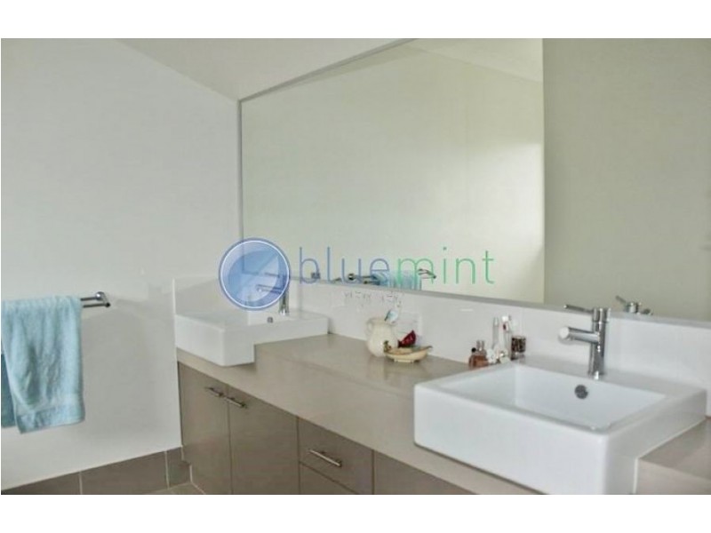 22 Bottletree Court, Coomera QLD 4209