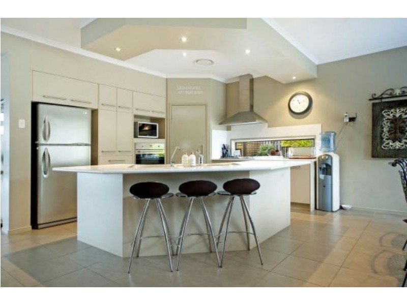 20 Slipstream Rd, Coomera Waters QLD 4209