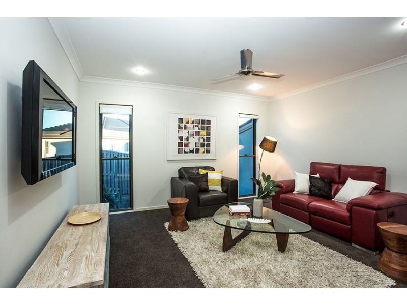 9 Saltash Court, Coomera Waters QLD 4209