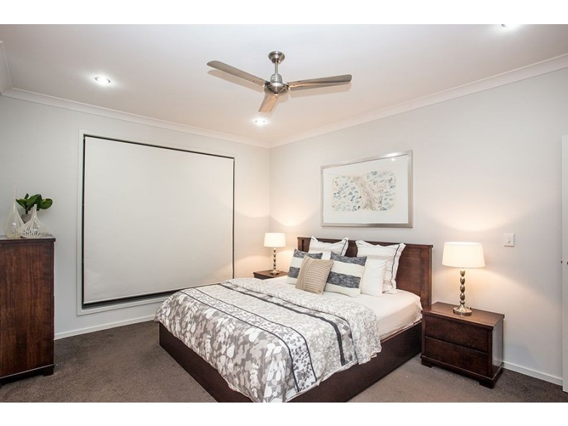 9 Saltash Court, Coomera Waters QLD 4209