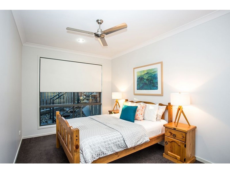 9 Saltash Court, Coomera Waters QLD 4209