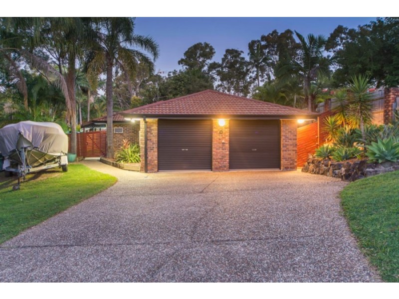 12 Surrey Court, Helensvale QLD 4212