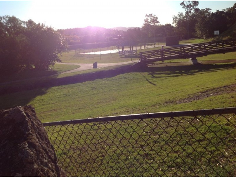 1/18 Columbia St, Oxenford QLD 4210