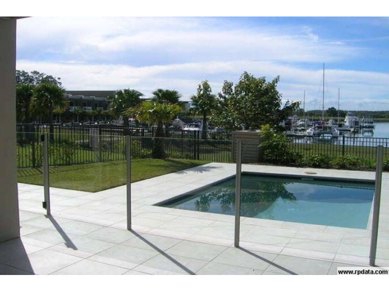 18 Brindabella Close, Coomera Waters QLD 4209