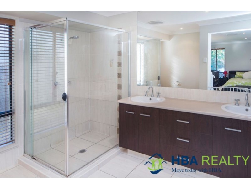 26 Icefire Lane, Coomera Waters QLD 4209