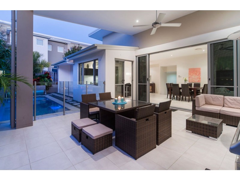 14 Village High Crescent, Coomera Waters QLD 4209