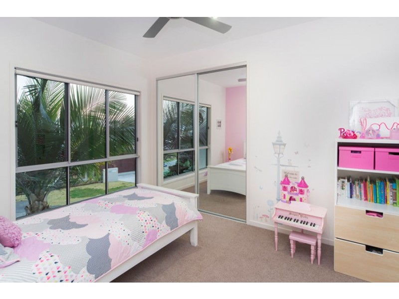 14 Village High Crescent, Coomera Waters QLD 4209