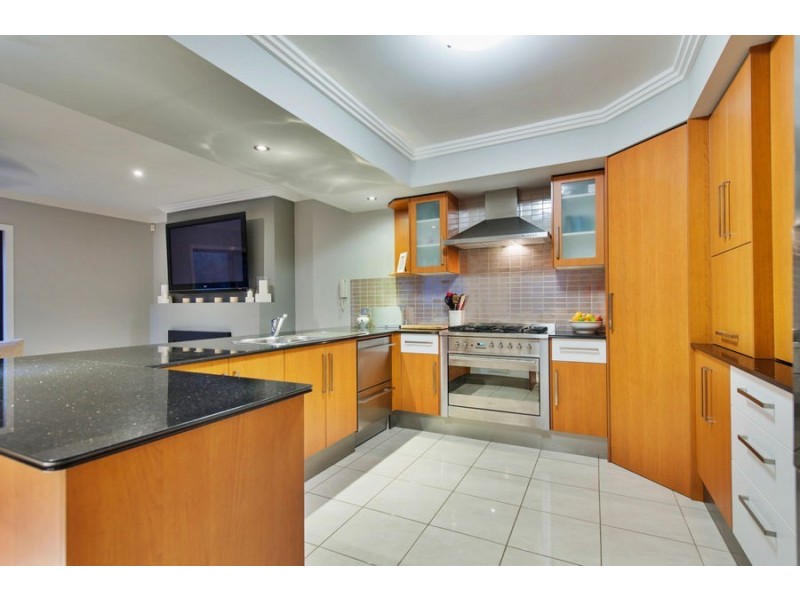 4 Drumbeat Place, Coomera Waters QLD 4209