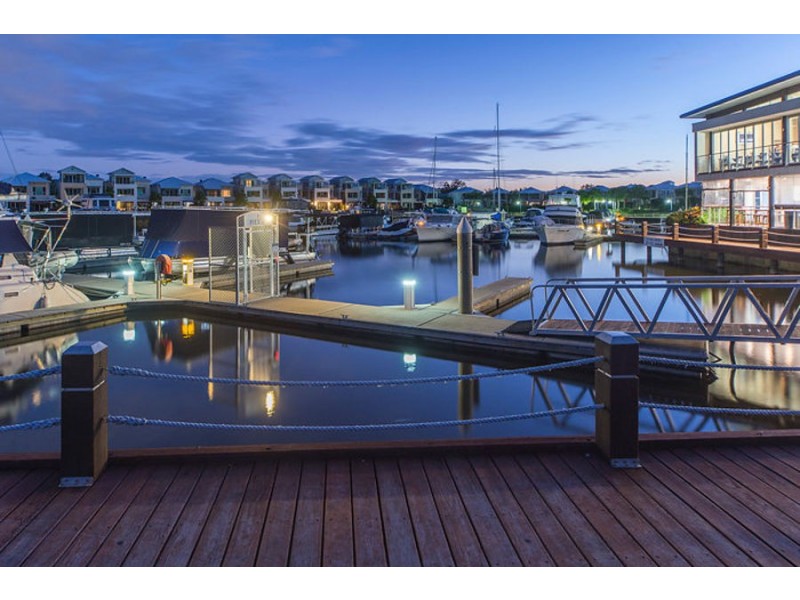 43 Village High Crescent, Coomera Waters QLD 4209
