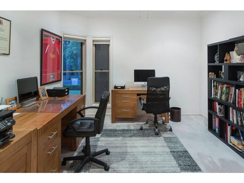 1 Cherana Lane, Coomera Waters QLD 4209