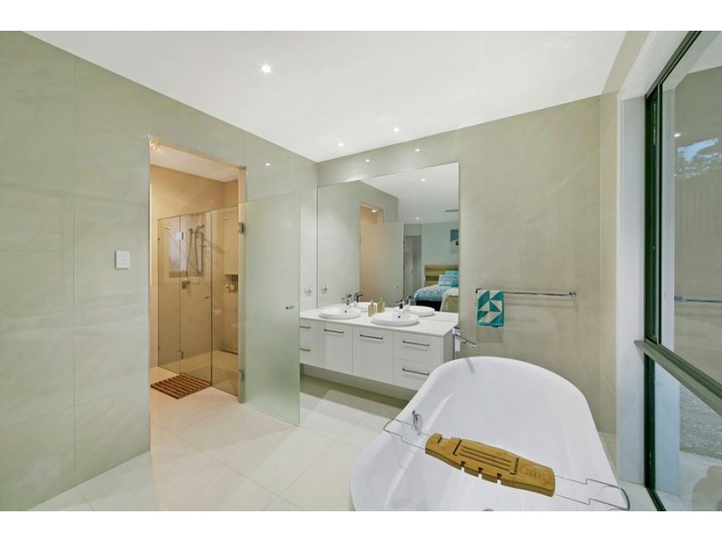 29 Pendragon Drive, Coomera Waters QLD 4209