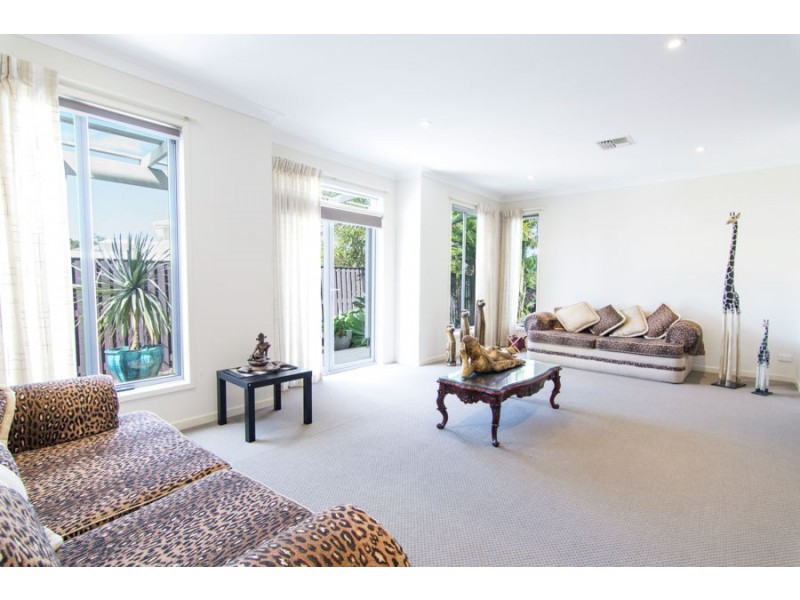 34 Rose Valley Drive, Upper Coomera QLD 4209