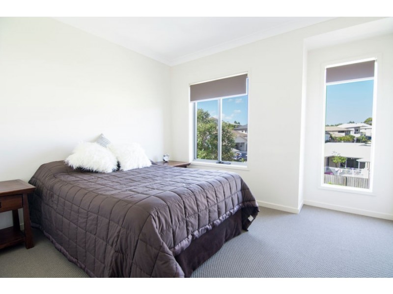 34 Rose Valley Drive, Upper Coomera QLD 4209