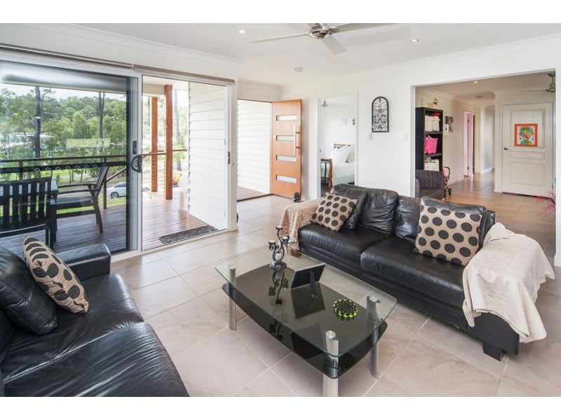 11 Pendragon Drive, Coomera Waters QLD 4209