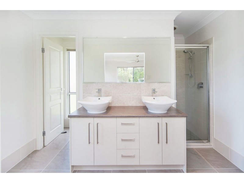 11 Pendragon Drive, Coomera Waters QLD 4209