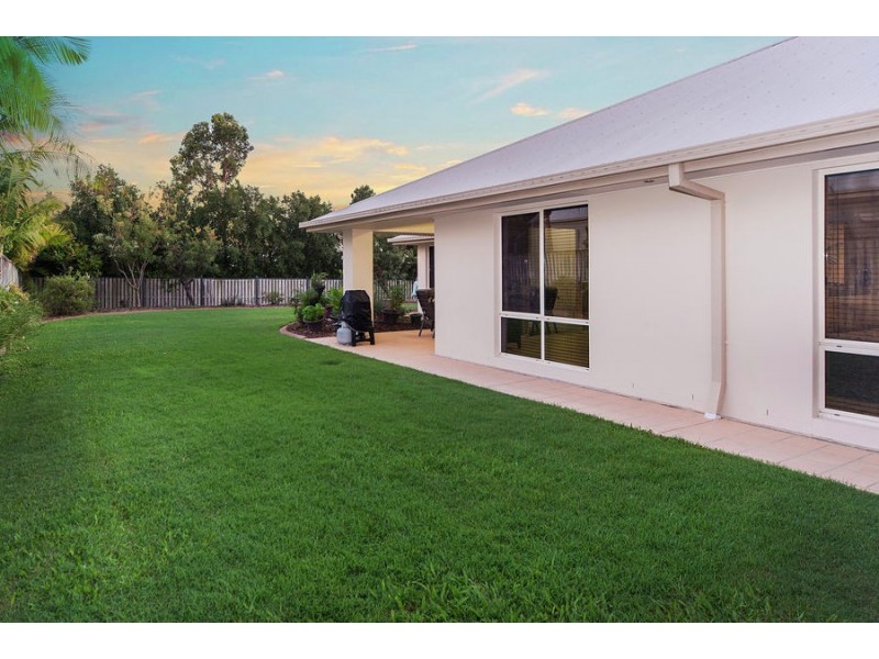 19 Rainbow Circuit, Coomera Waters QLD 4209
